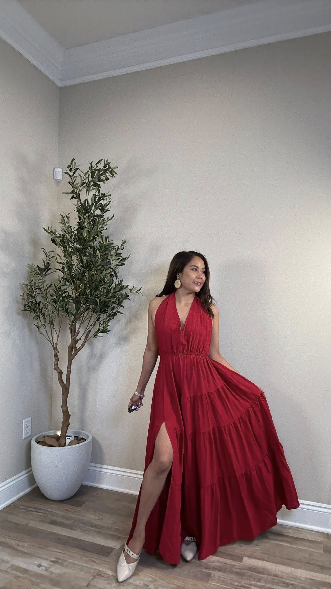 DRESSES